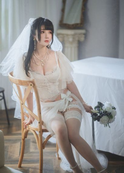 伦理壮志凌云2011克劳丝_国产剧高清免费观看